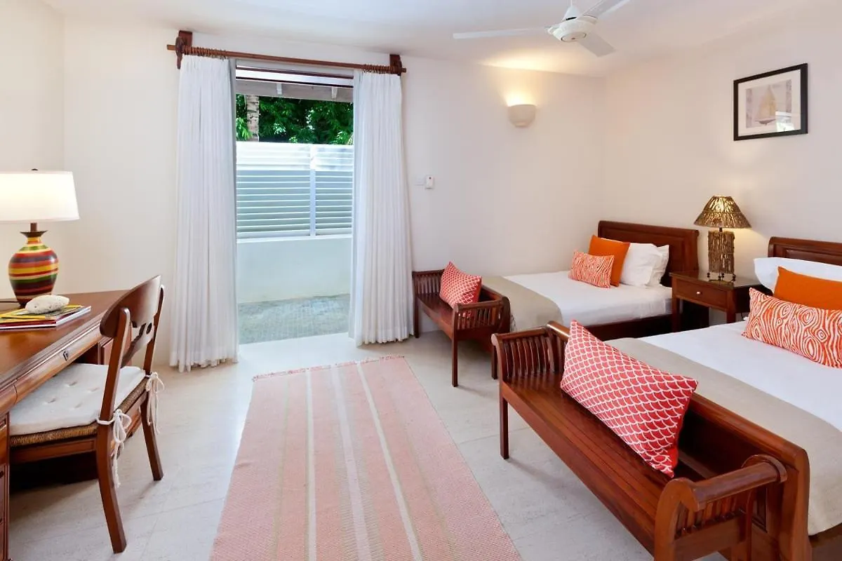 Tom Tom 4 Bed Villa Saint James 0*,  Barbados
