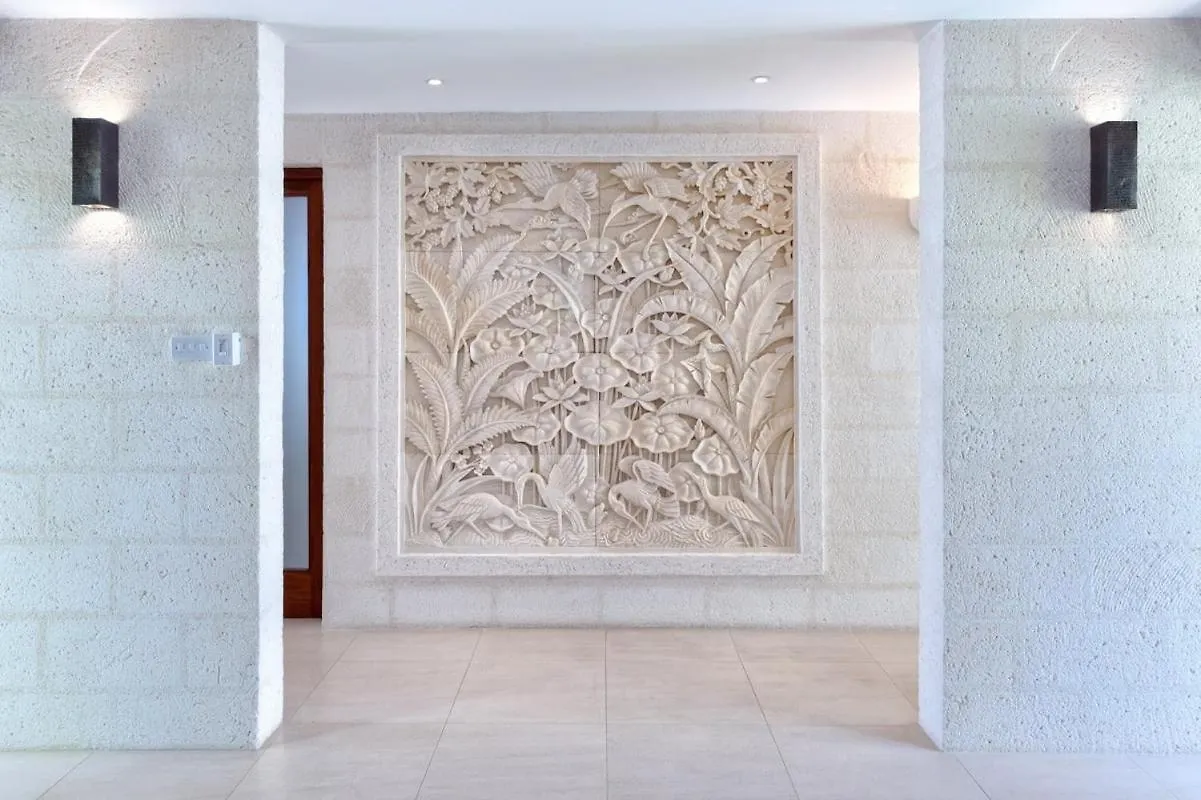 Tom Tom 4 Bed Villa Άγιος Ιάκωβος